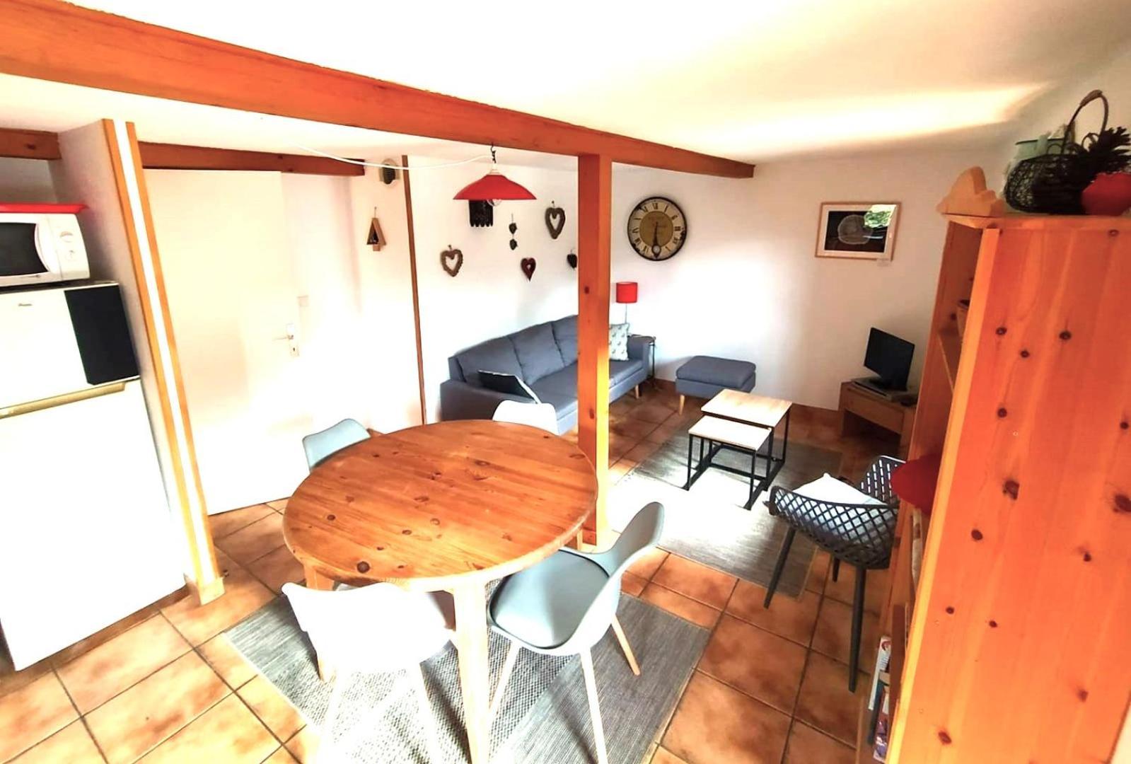 "Chalet Les Aravis" Chalet Et Appartements Le Grand-Bornand Exteriör bild
